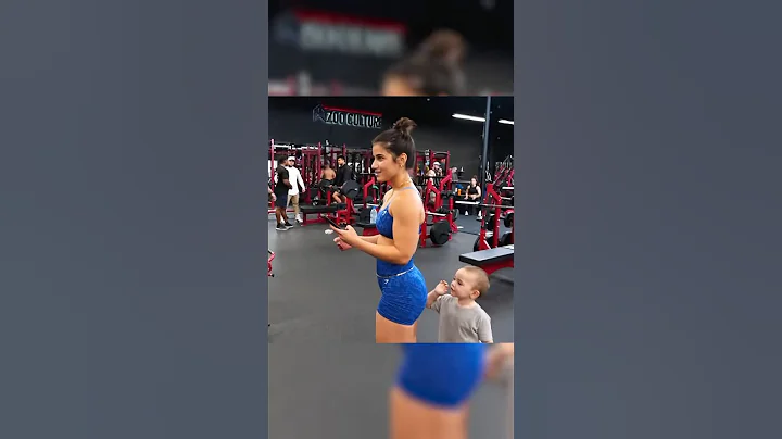 never gets old 😂 #sarasaffari #funny #comedysongs #interview #dothingsyoudontwanttodo #funnysongs