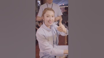 Thúy Ngân vừa khen anh trai Tiến Luật ĐỈNH CỦA ĐỈNH liền nhận cái kết sấp mặt