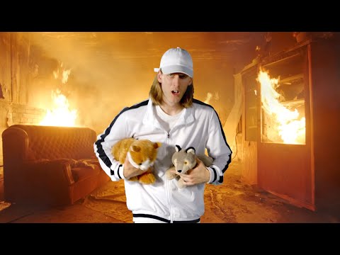 The Real Zebos – Running in Place (Official Music Video)