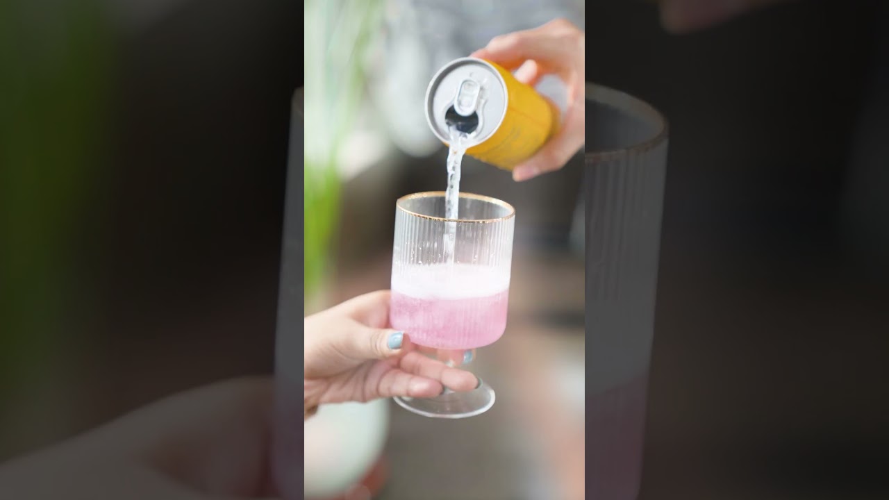 Watch This Gin Change Colour | Best Picnic Drink 2025 | Nisaki Gin