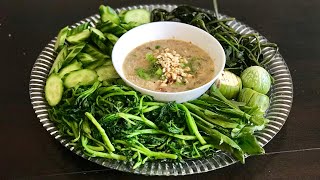 Khmer Fish Dip | Tuk Kroeung  ទឹកគ្រឿងអន្លក់ខ្ចី