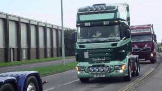 2010_0829TRUCKERSCONVOY0002.WMV