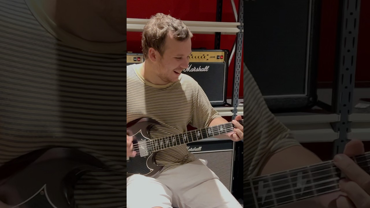 AC/DC – Up to My Neck in You 🎸 Gibson Angus Young SG VOS 