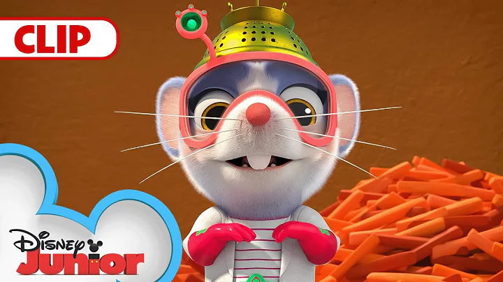 SuperKitties Stop Lab Rat! | SuperKitties | @disneyjr​