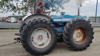 Ford county super six tractor pull