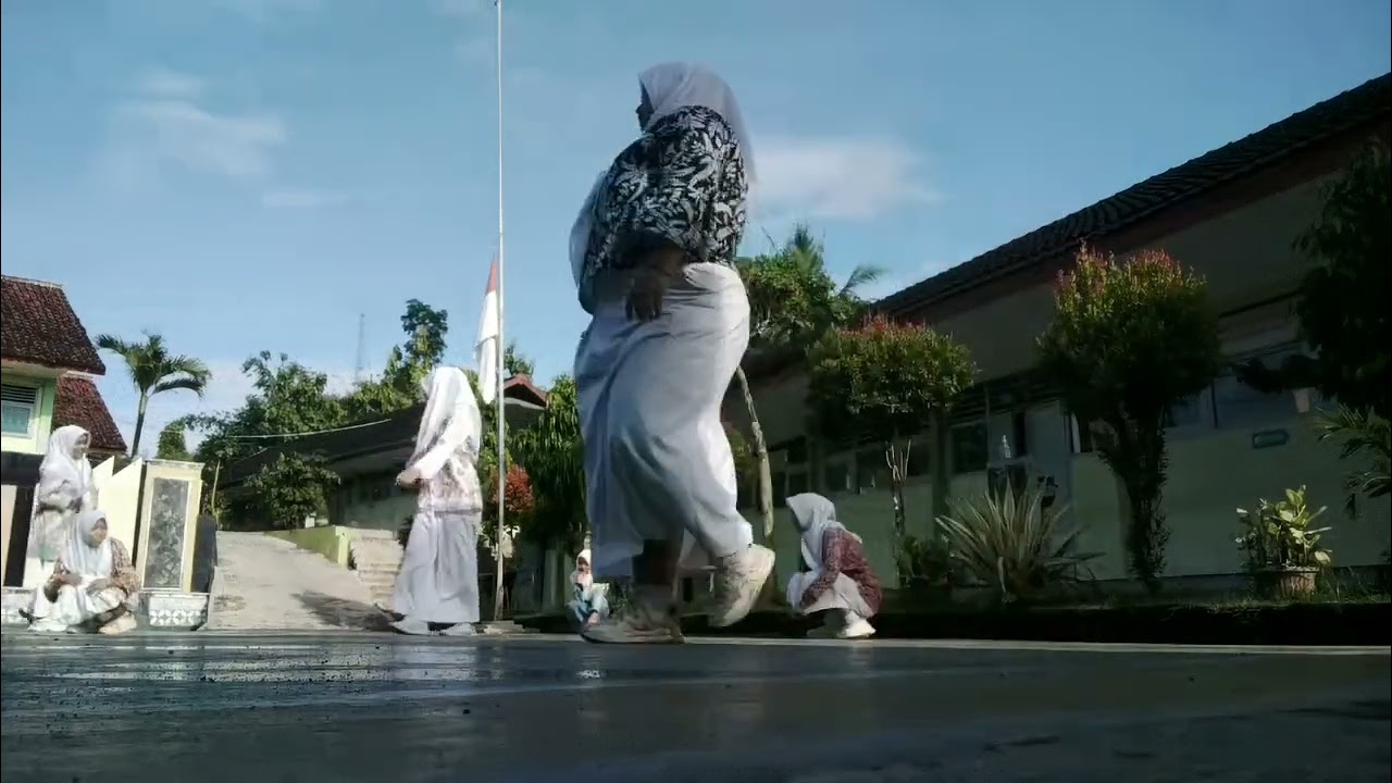 Mainan Tradisional Petak Jongkok XII F3—Tugas Sosiologi 