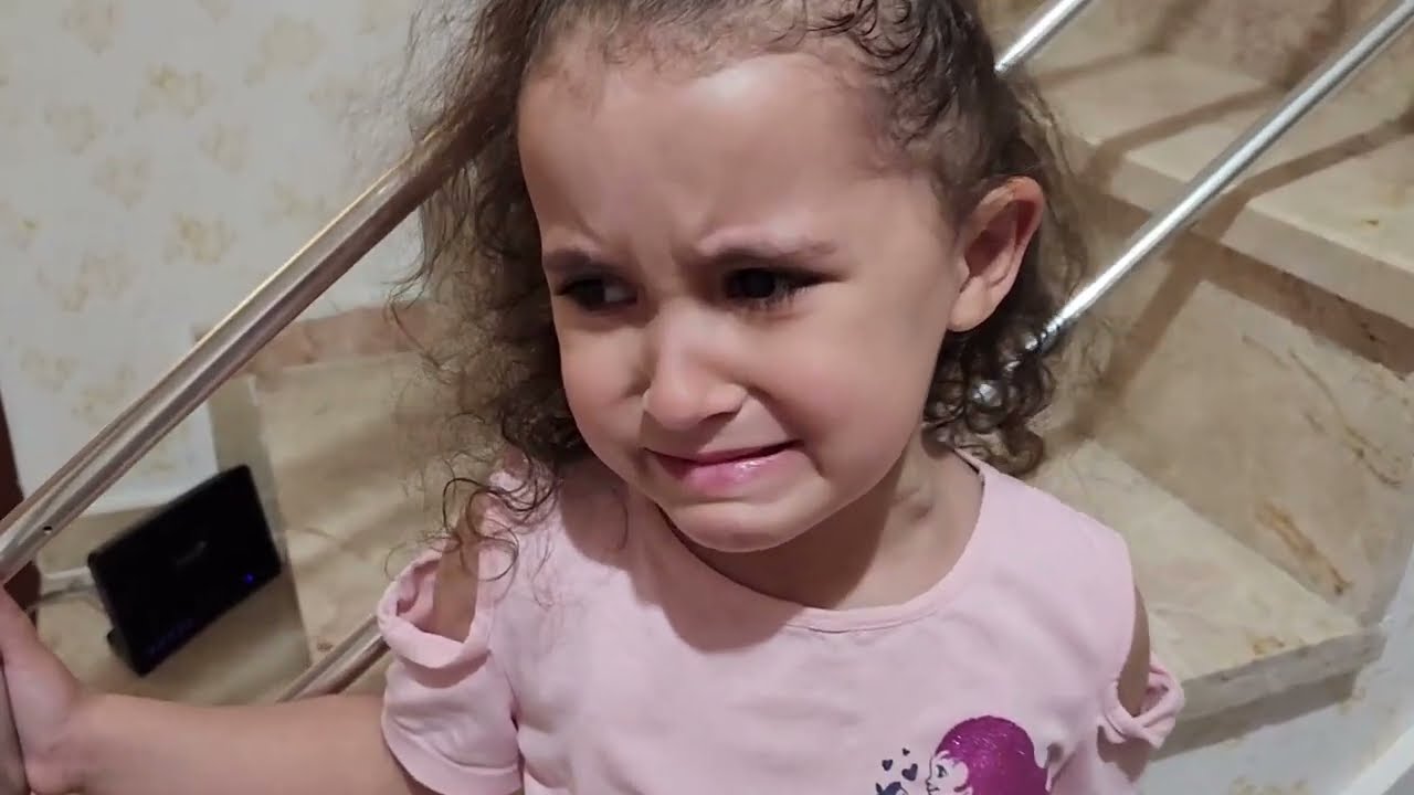 YERDE LAV VAR !! BAHAR VE BANU ALYA İLE ÖDÜLLÜ YERDE LAV VAR !!