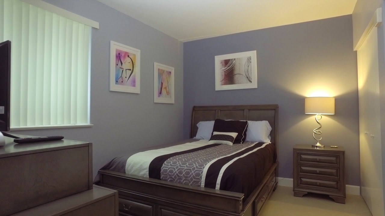 3000 Oasis Grand Blvd 