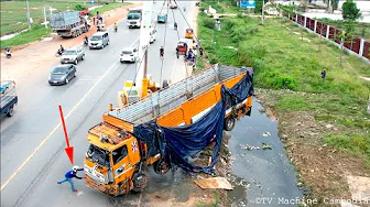 Incredible NEW Combine Overloaded Dump Truck Failed to Drive Up Hill Help & Operating Of Recovery