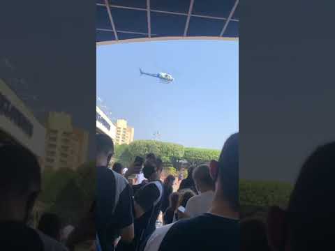 Helicóptero dá 'rasante' em escola de professora 'anti-Bolsonaro'