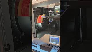 Dremel 3D printer demo