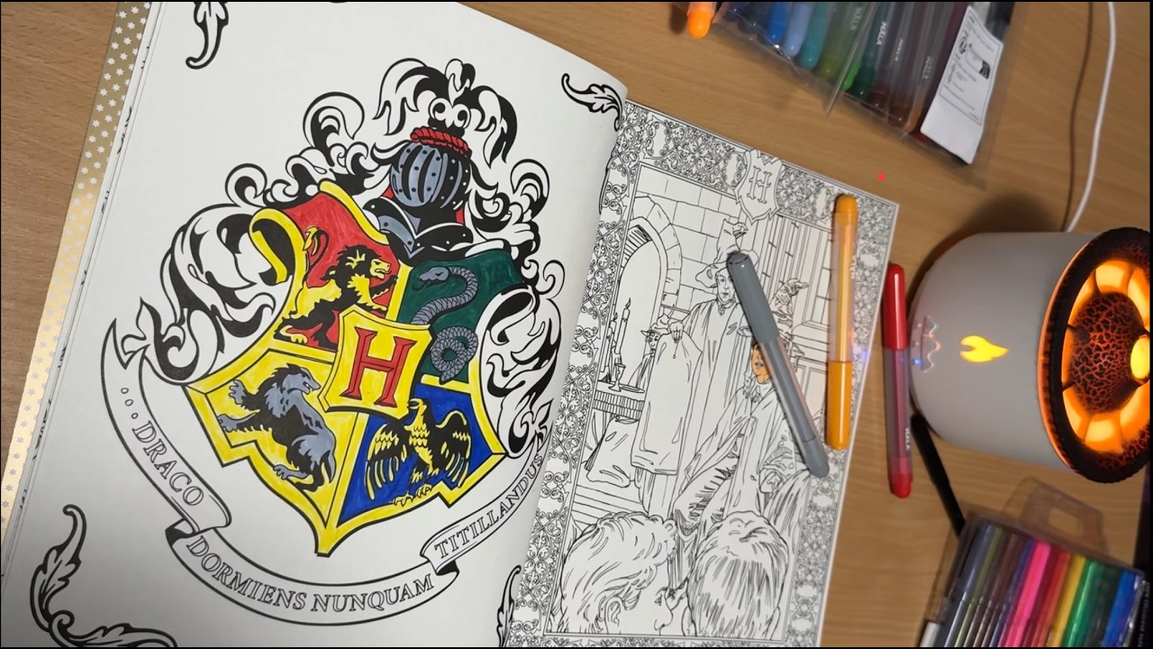 АСМР раскрашиваю раскраску и рассказываю про свои травмы | шёпот для твоего сна | asmr colouring 💤