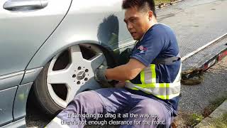 Towing a Mercedes with a Deflated Air Suspension and Locked Wheels