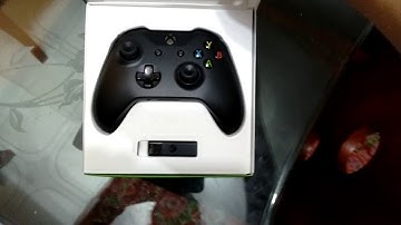 Xbox one controller + wireless adapter for Windows 10 unboxing