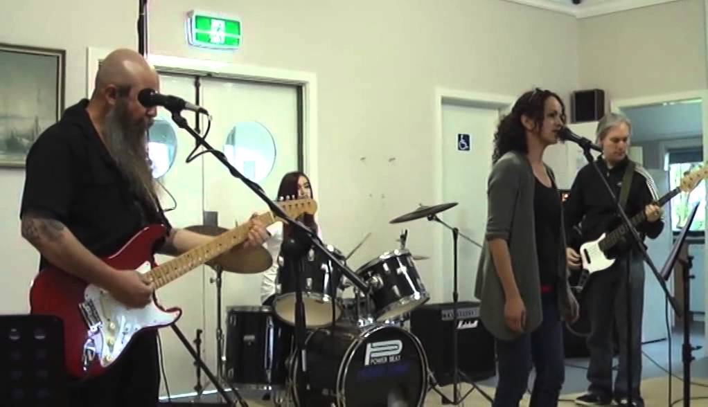 Barbara and Crusher's Band - Live at the Warneet Motor Yacht Club (05/01/2014).