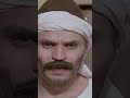 بيتحدى المعلم قدام كل الناس