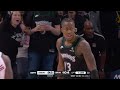 Ayo Dosunmu hits the deep 3 dagger to beat the shot clock, giving him 39 points, with a BANG!