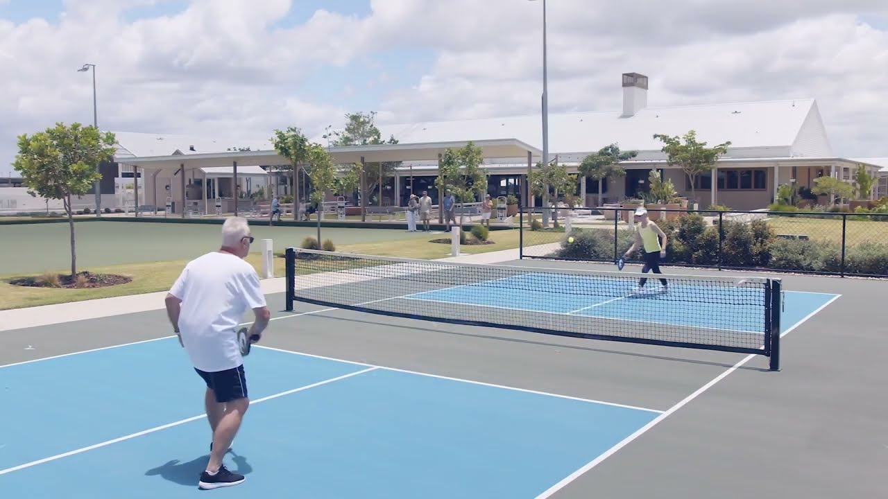 Find resort-style amenities at Stockland Halcyon communities in QLD