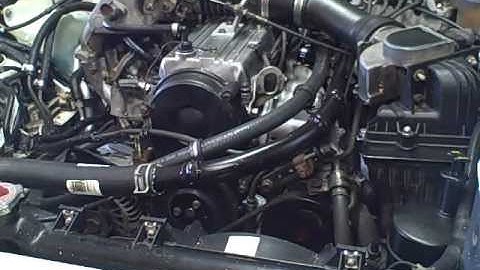 Mazda Miata with Ford Festiva B3 engine start up.AVI