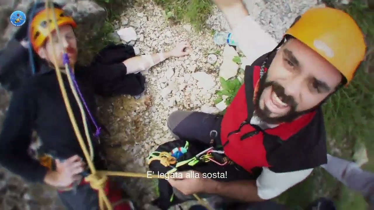 03-NUCLEO ELICOTTERI TRENTO L'ALPINISTA CADUTO