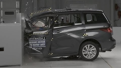 2014 Mazda 5 driver-side small overlap crash test (extended footage)