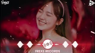 Em Là Hoàng Hôn (@uyenmusic) - Vang x CLoud 5 | Má Của Em Tựa Hồng Cành Thắm Remix Hot TikTok 2022