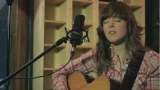 Emily Barker - In The Winter I Return (Live Acoustic) chords