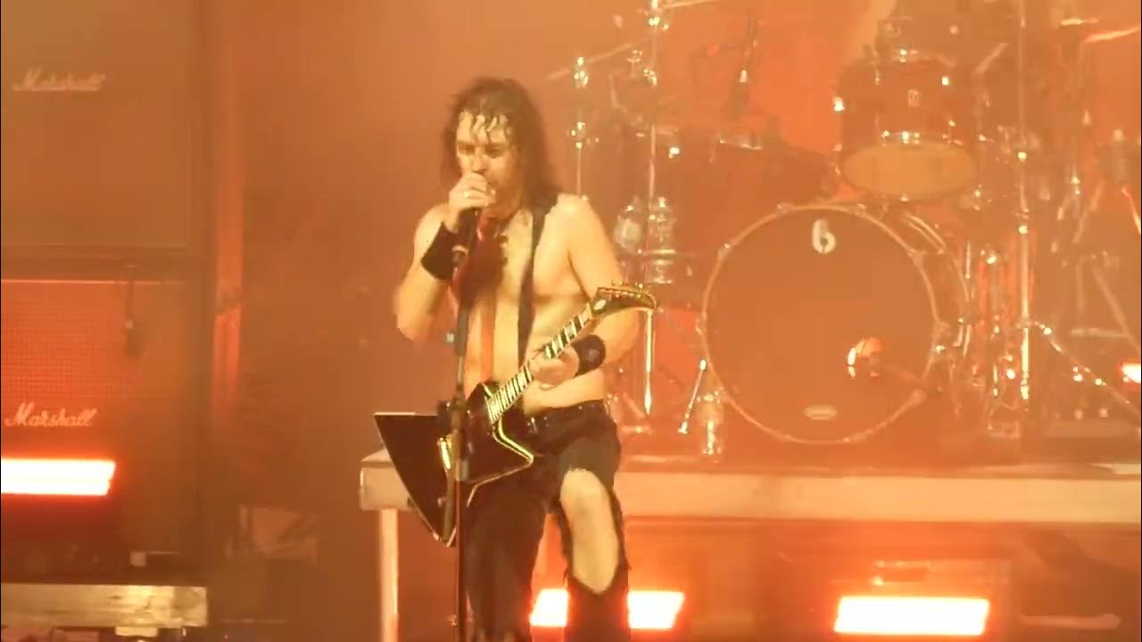 Airbourne "Stand Up For Rock 'n' Roll" Live Paris 2022 YouTube