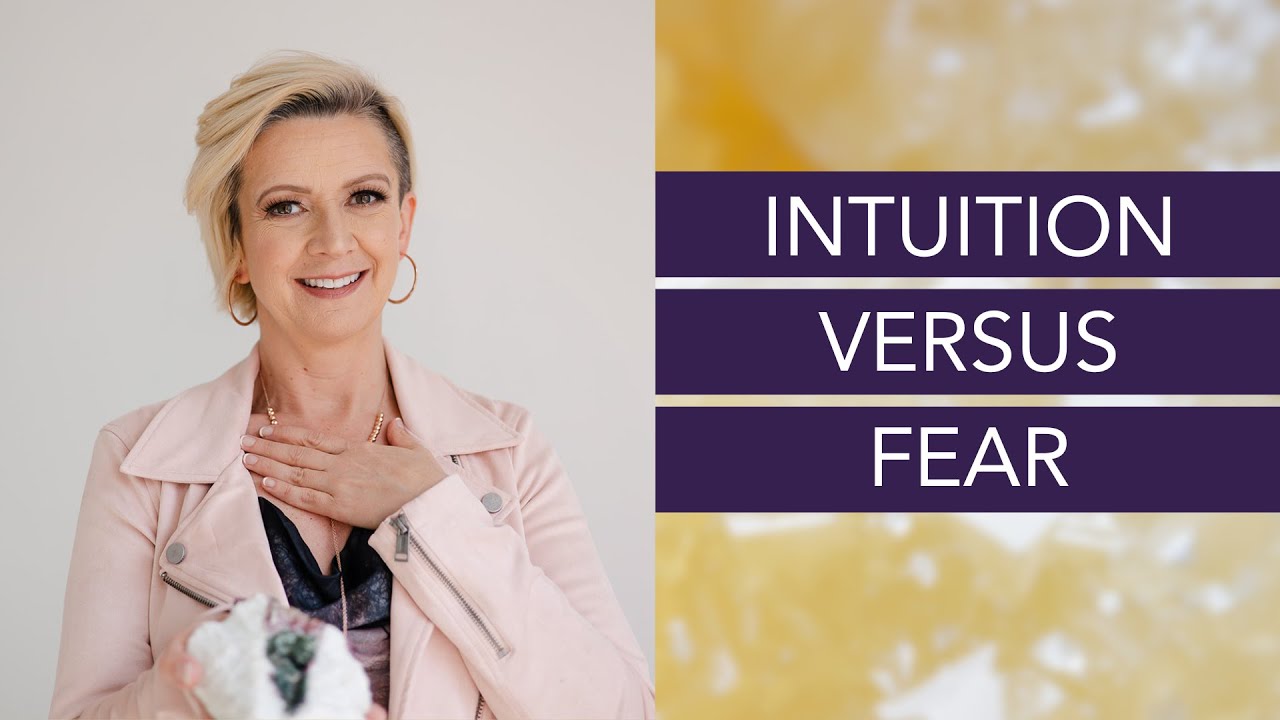 Difference Between Intuition and Fear: 3 Signals to Identify Your True Voice