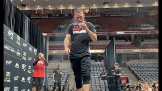 Ufc 241 Open Workouts Nate Diaz Blowing Smoke In Front Of The Schmo