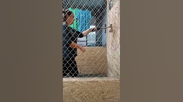 "The Bruce Lee" trickshot at Splinters Axehouse! #axe #axethrowing #trickshots #throwingaxes