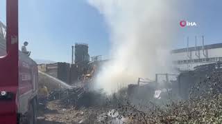 Yangın fabrika bahçesine sıçradı Resimi
