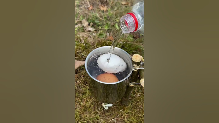 Awesome Lifehacks： How to Secure a Mug Over a Fire in Extreme Conditions  #survival #camping #skills