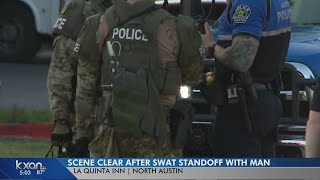 Man pepper sprayed during SWAT standoff at Austin La Quinta hotel