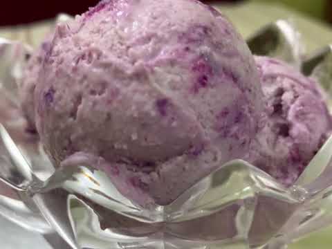 वीडियो: जामुन और खट्टा क्रीम के साथ मनिक
