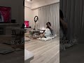寝てる間に、ねえねがイチャイチャしてたWWWWWWWWW