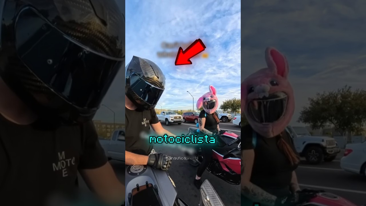 Ele arrumou uma namorada no sinal! 🏍️😂