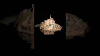 Entre Terre, Mer et le ciel : Le Mont-Saint-Michel 🏰😍#shorts #travel #poesie#trending