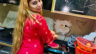 Aj hum Eid deny gyaa baju trf🥰🥰