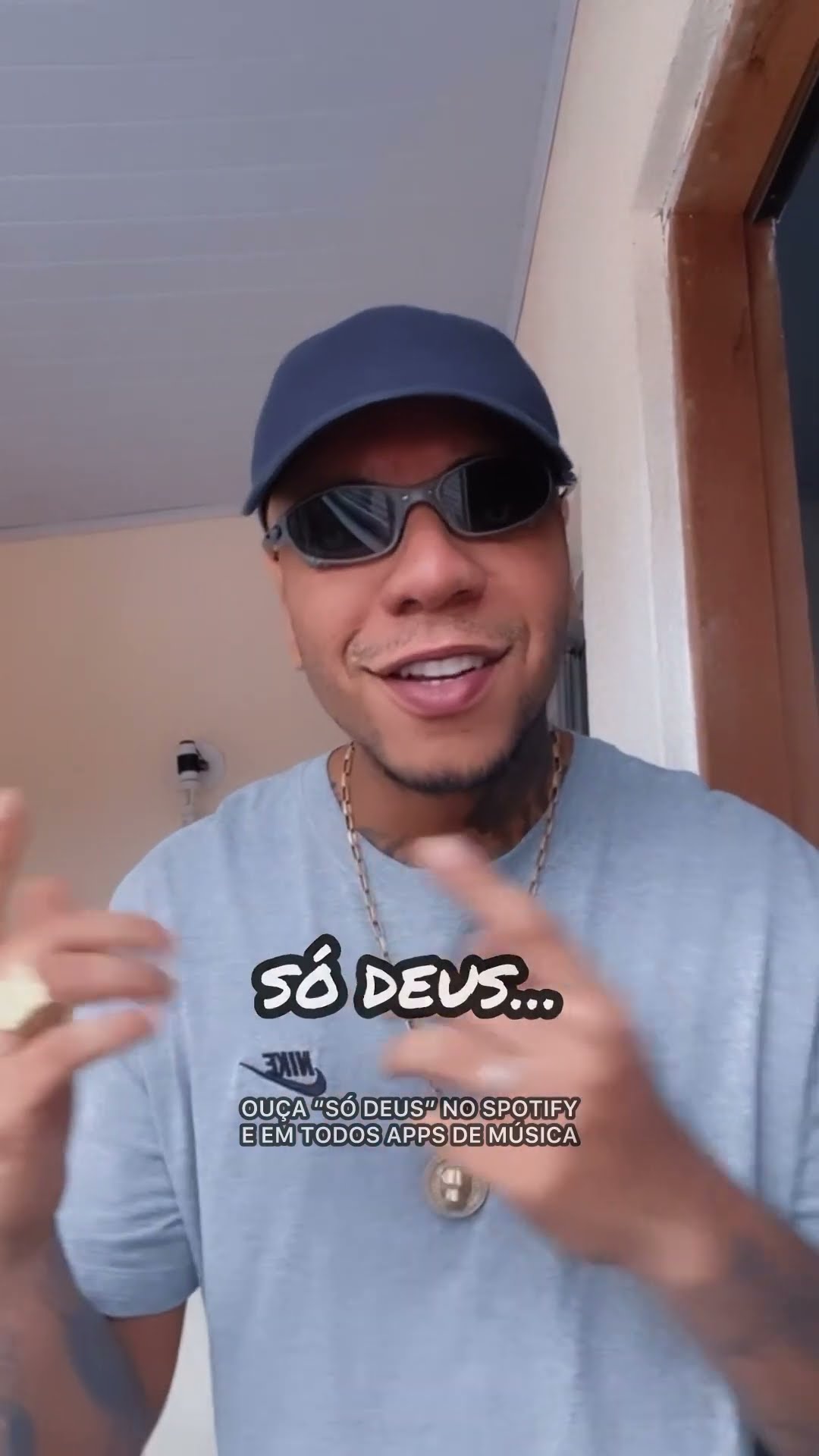 OUÇA ESSA MÚSICA!! “Só Deus” disponível em todos apps de música #shorts #musica #funk #deus #gospel