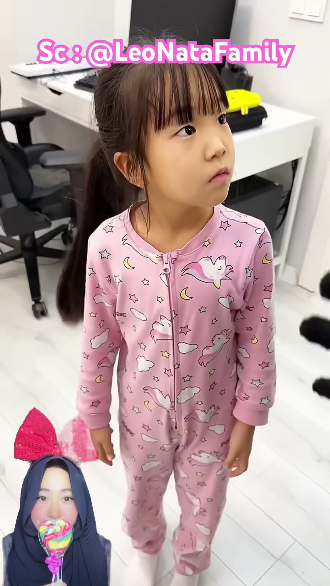 Si hantu ingin di sayang  ⁉️? @LeoNataFamily #shorts # #funny #dubbing