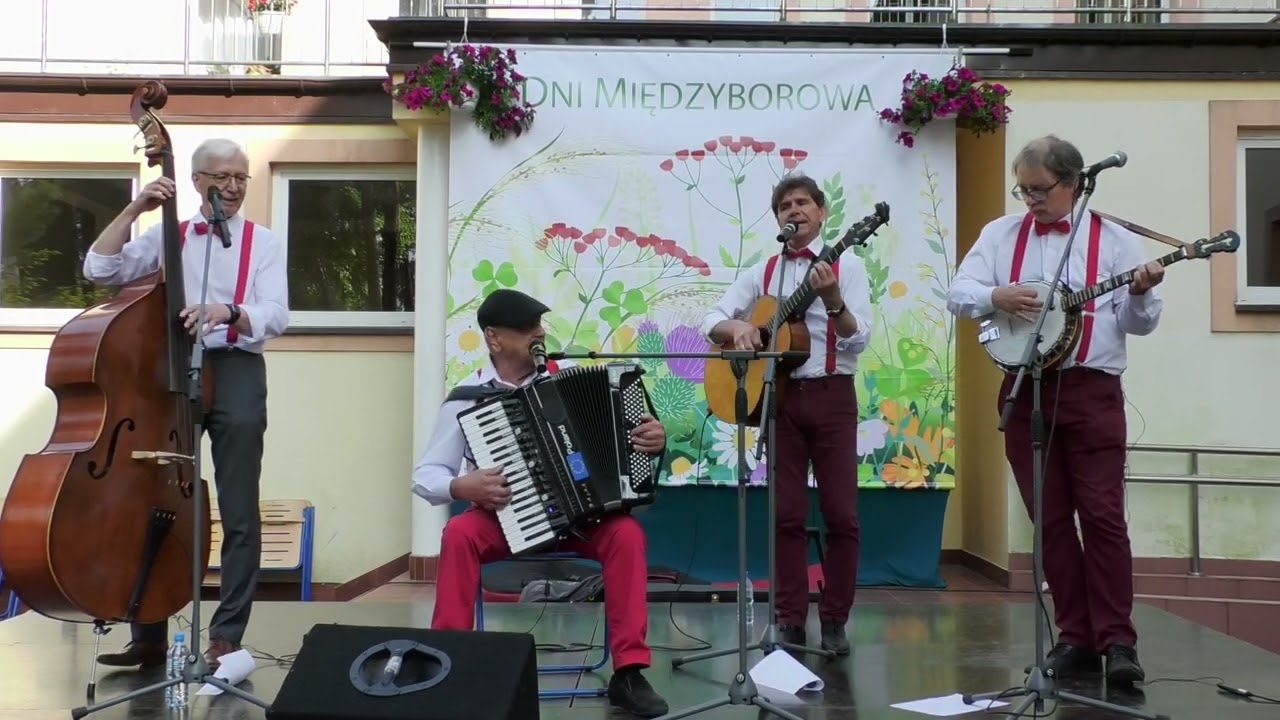 :ORKIESTRA Z CHMIELNEJ