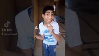 احنا الثلاثه سوا رايحين نشم هوا