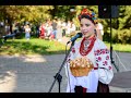 Марійка Самовол співає на Покровській гостині