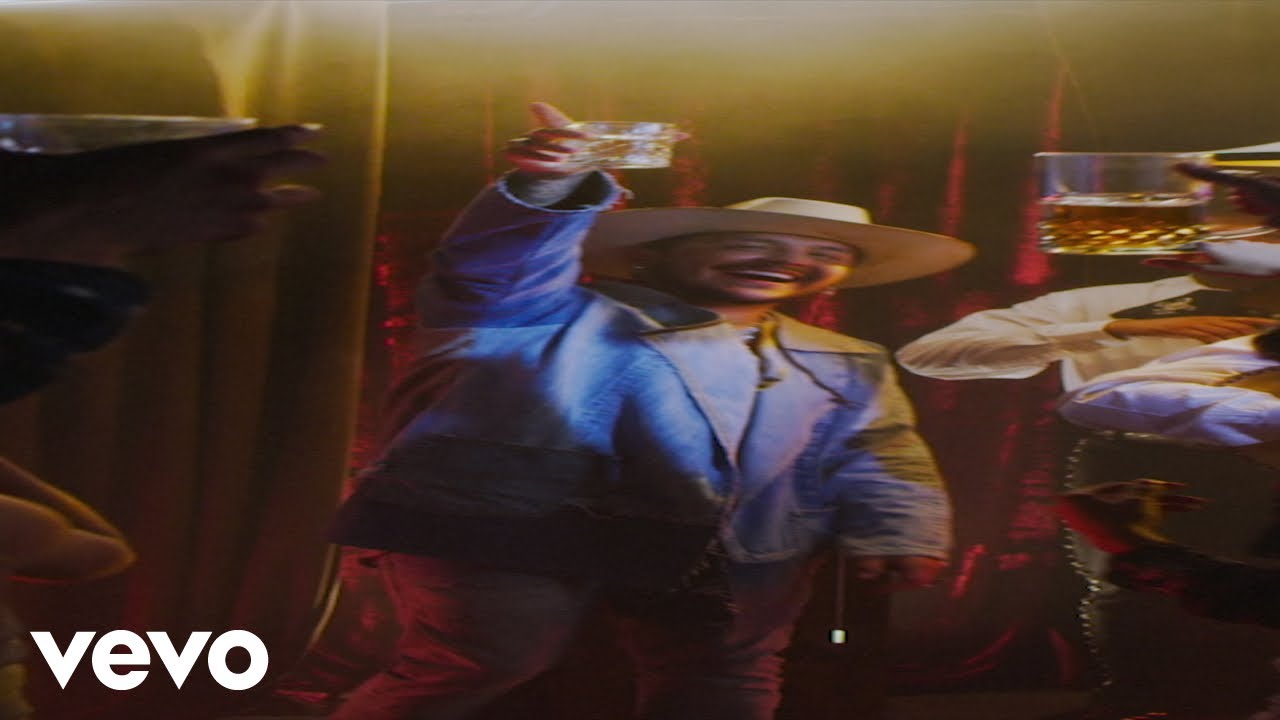 Christian Nodal - AYAYAY!