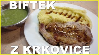 Biftek z vepřové krkovice s bramborovou kaší s česnekem