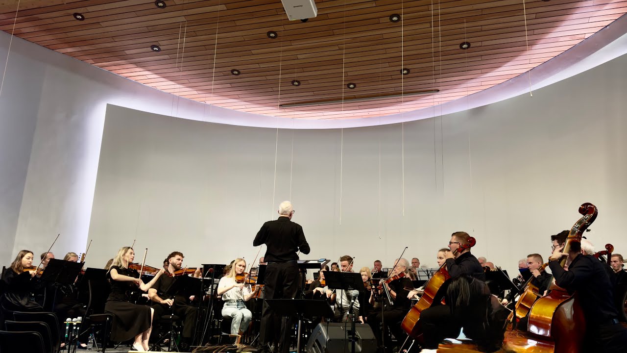 In Christ Alone | Richard Kingsmore | featuring the Celebration Orchestra