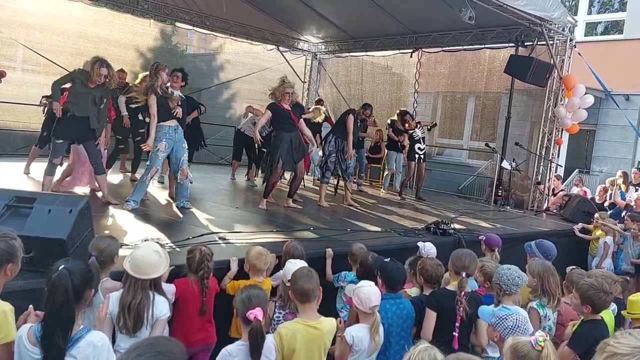 ZŠ Donovalská - zombie. Akademie