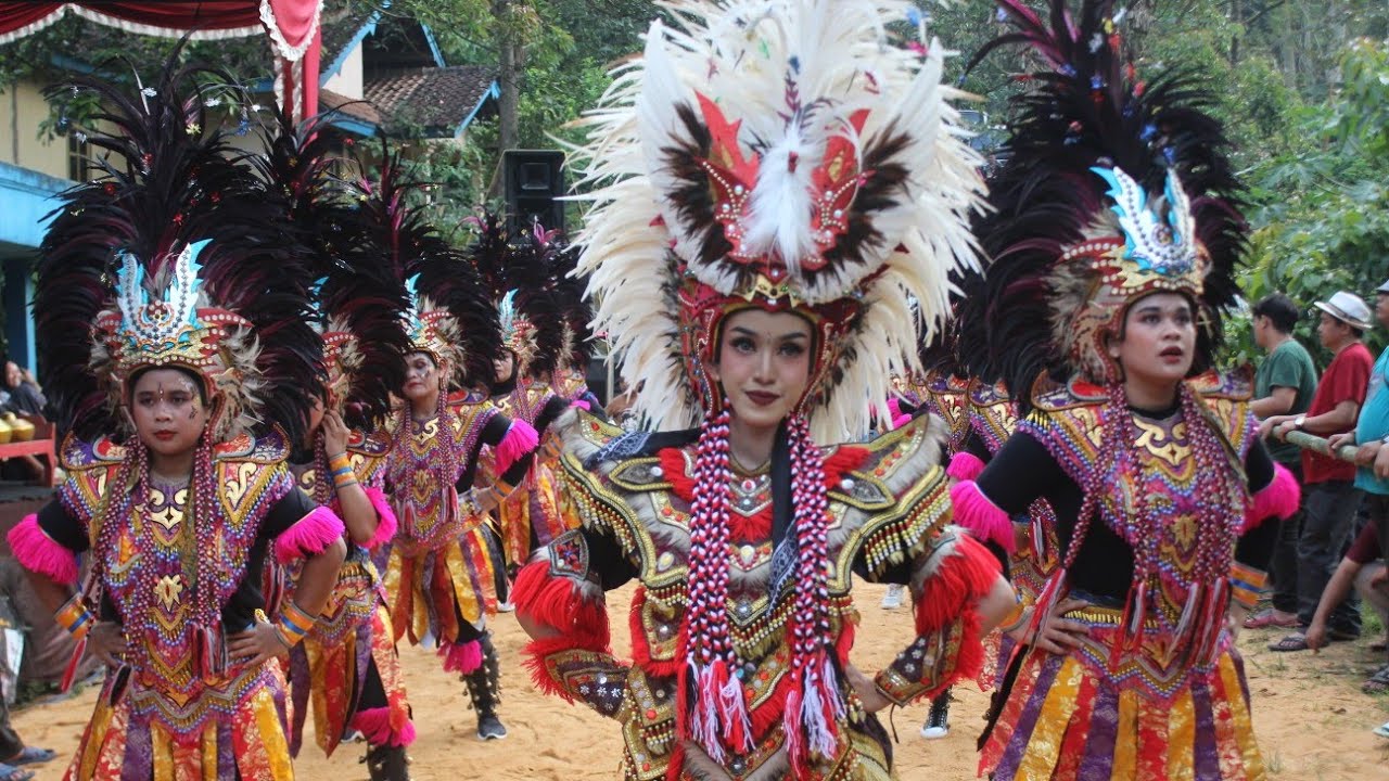 TOPENG IRENG LMU LANGEN MUDO UTOMO Pucung Ngerancah Live perform Pucung Ngerancah Grabag