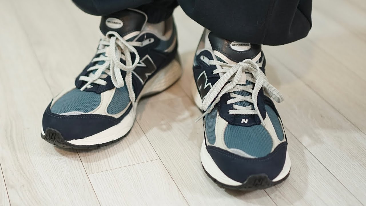 New Balance 2002R Dark Navy (M2002RNB)